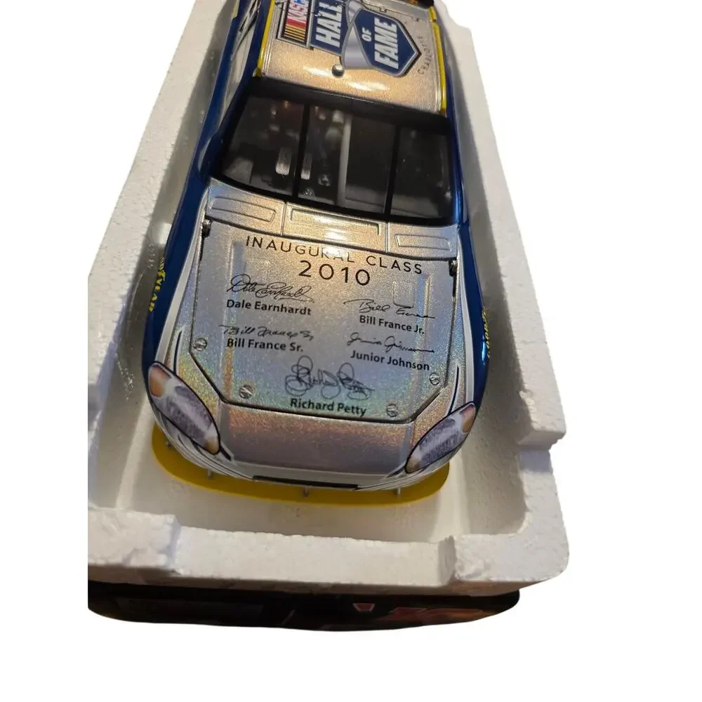 NASCAR Hall of Fame Inaugural Class 2010 Action Platinum 1:24 Diecast